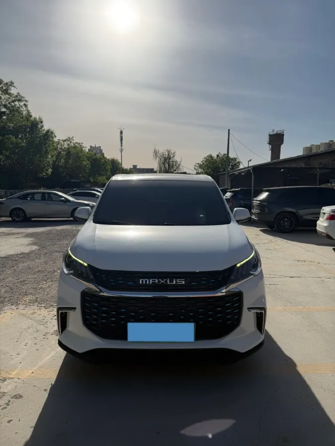 2022 MAXUS Euniq 5 BEV 70KWH,autocango,china used car exporter,china ev exporter,chinese used car exporter,chinese used ev exporter