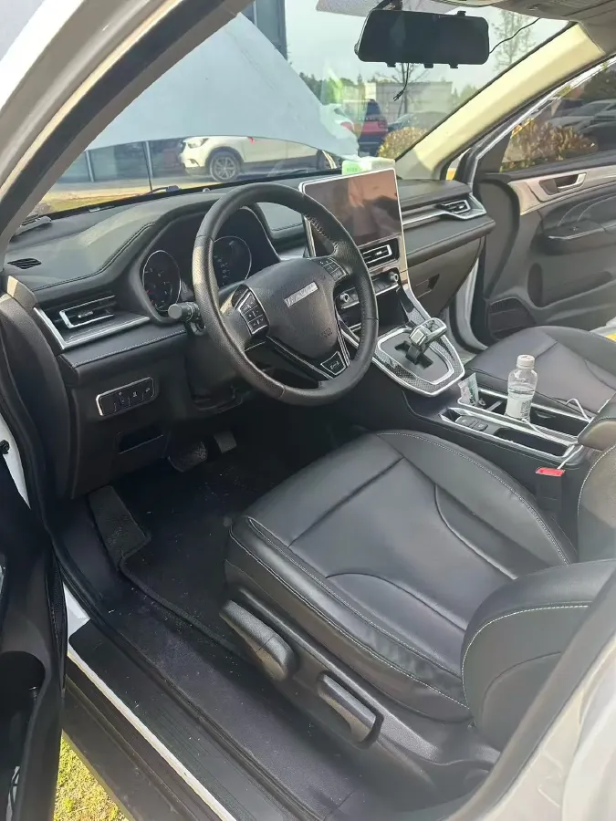 2023 Haval M6 1.5T 150HP L4 7DCT,autocango,china used car exporter,china ev exporter,chinese used car exporter,chinese used ev exporter