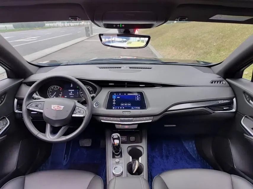 2020 Cadillac XT4 2.0T 237HP L4 9AT,autocango,china used car exporter,china ev exporter,chinese used car exporter,chinese used ev exporter