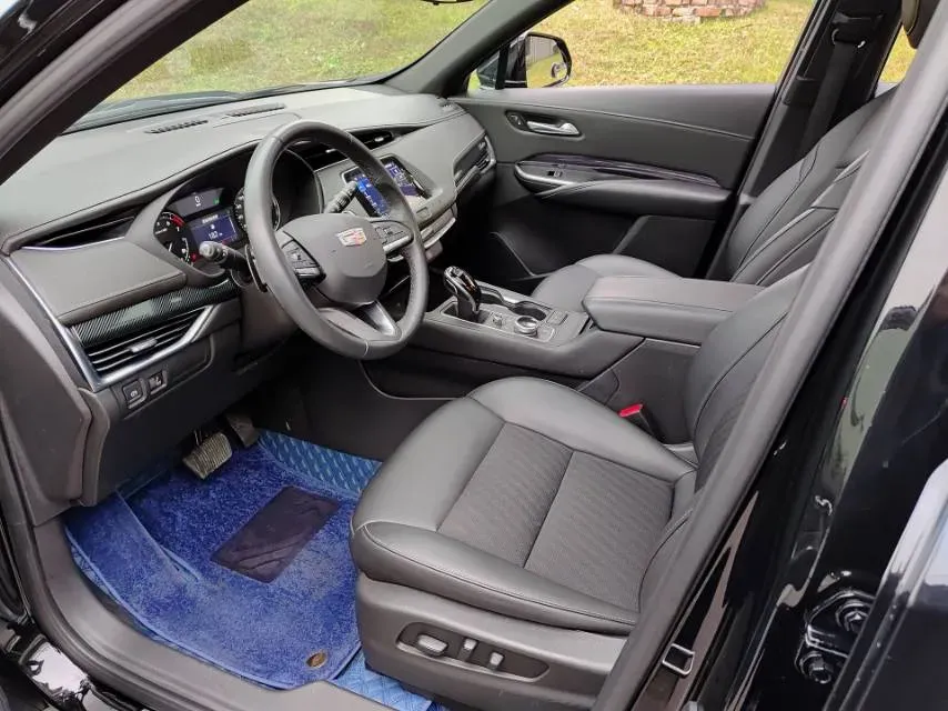 2020 Cadillac XT4 2.0T 237HP L4 9AT,autocango,china used car exporter,china ev exporter,chinese used car exporter,chinese used ev exporter