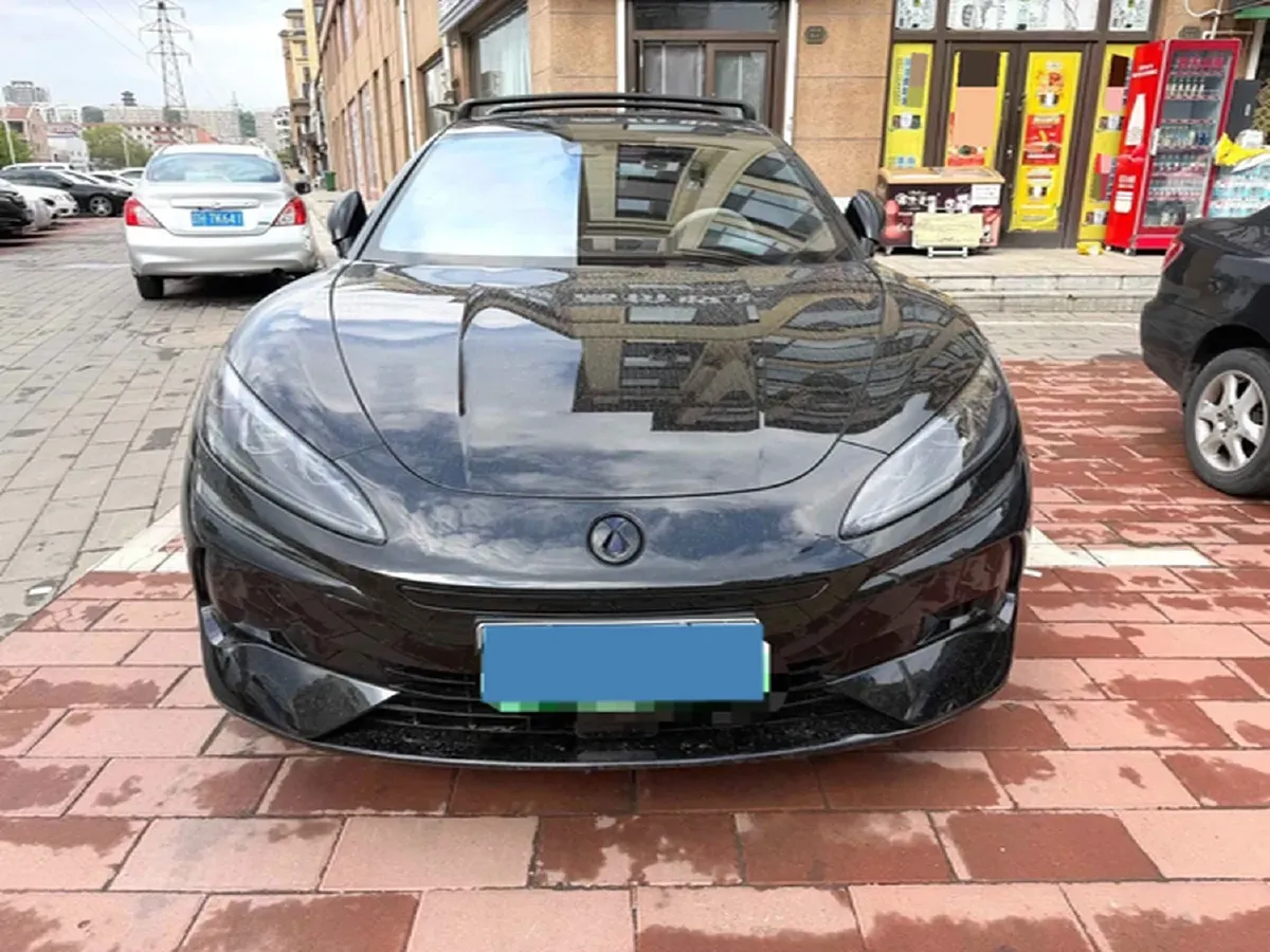 2024 Denza DenzaZ9GT 2.0T 207HP L4 E-CVT PHEV 38.5KWH,autocango,china used car exporter,china ev exporter,chinese used car exporter,chinese used ev exporter