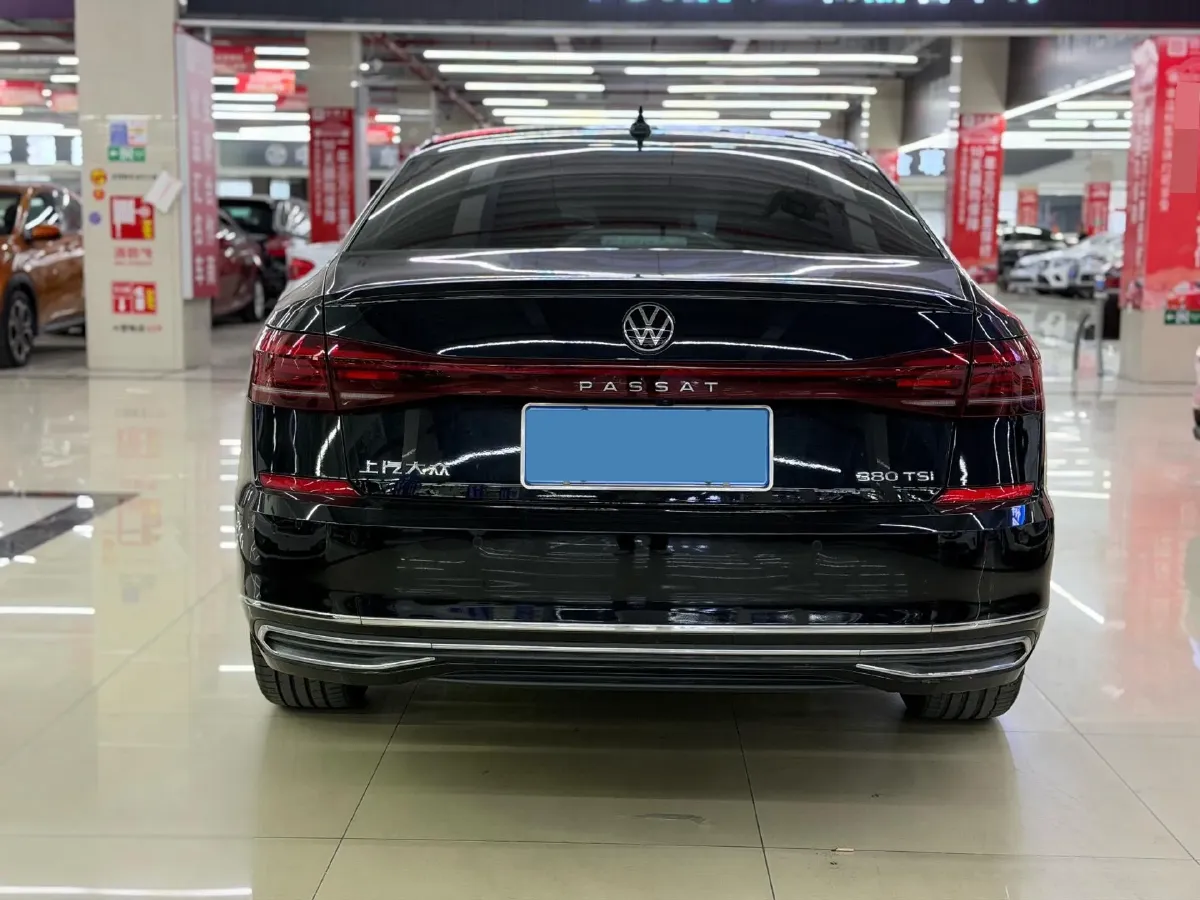 2025 Volkswagen Passat 2.0T 220HP L4 7DCT,autocango,china used car exporter,china ev exporter,chinese used car exporter,chinese used ev exporter