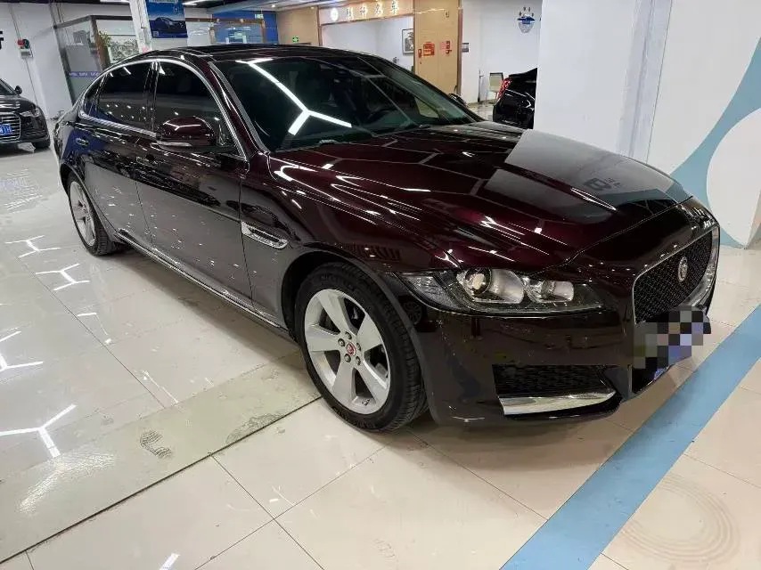 2018 Jaguar XFL 2.0T 200HP L4 8AT,autocango,china used car exporter,china ev exporter,chinese used car exporter,chinese used ev exporter
