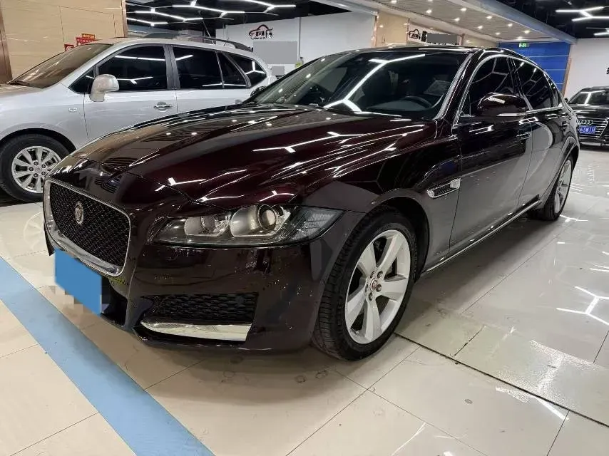 2018 Jaguar XFL 2.0T 200HP L4 8AT,autocango,china used car exporter,china ev exporter,chinese used car exporter,chinese used ev exporter