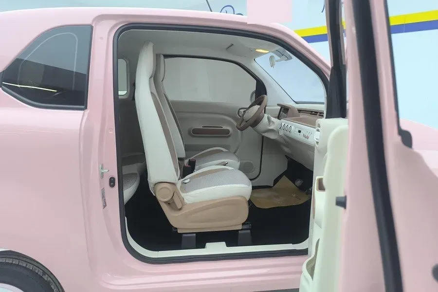 2010 BMW 5 Series 2.0L 152HP L4 6AT,autocango,china used car exporter,china ev exporter,chinese used car exporter,chinese used ev exporter