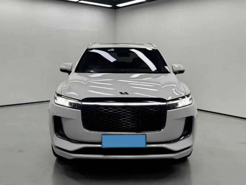 2021 Li ONE Range Extended 131HP REEV 40.5KWH,autocango,china used car exporter,china ev exporter,chinese used car exporter,chinese used ev exporter
