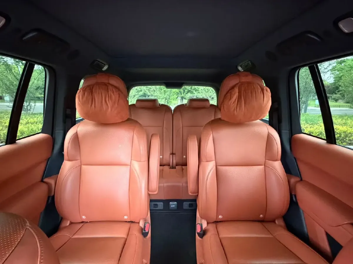 2023 Li L8 Range Extended 154HP REEV 40.9KWH,autocango,china used car exporter,china ev exporter,chinese used car exporter,chinese used ev exporter