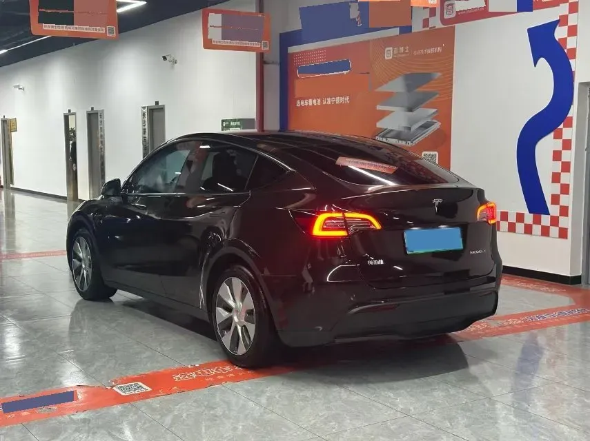 2022 Tesla Model Y BEV 60KWH,autocango,china used car exporter,china ev exporter,chinese used car exporter,chinese used ev exporter