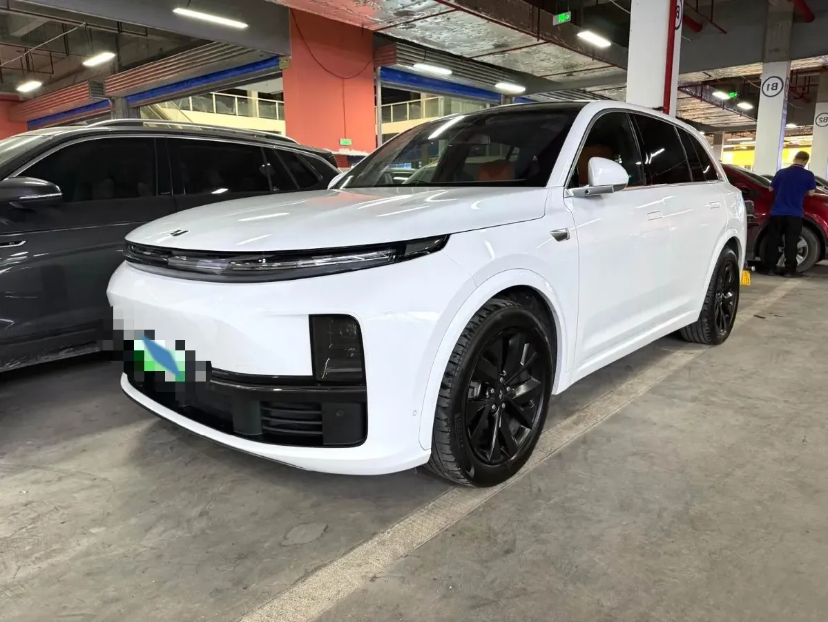 2023 Li L7 Range Extended 154HP REEV 40.9KWH,autocango,china used car exporter,china ev exporter,chinese used car exporter,chinese used ev exporter