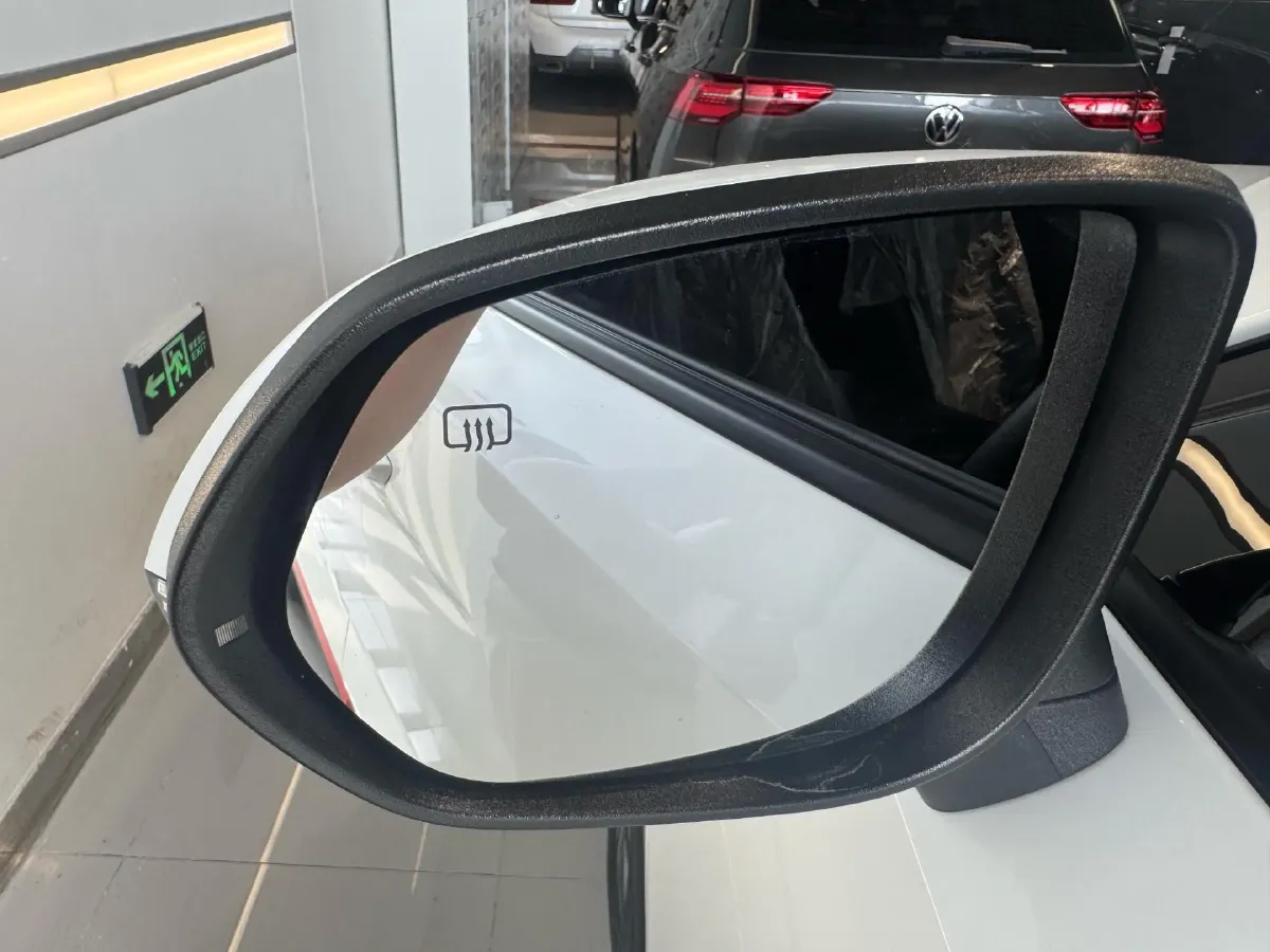 2022 ChangAn CS35 Plus 1.4T 160HP L4 7DCT,autocango,china used car exporter,china ev exporter,chinese used car exporter,chinese used ev exporter