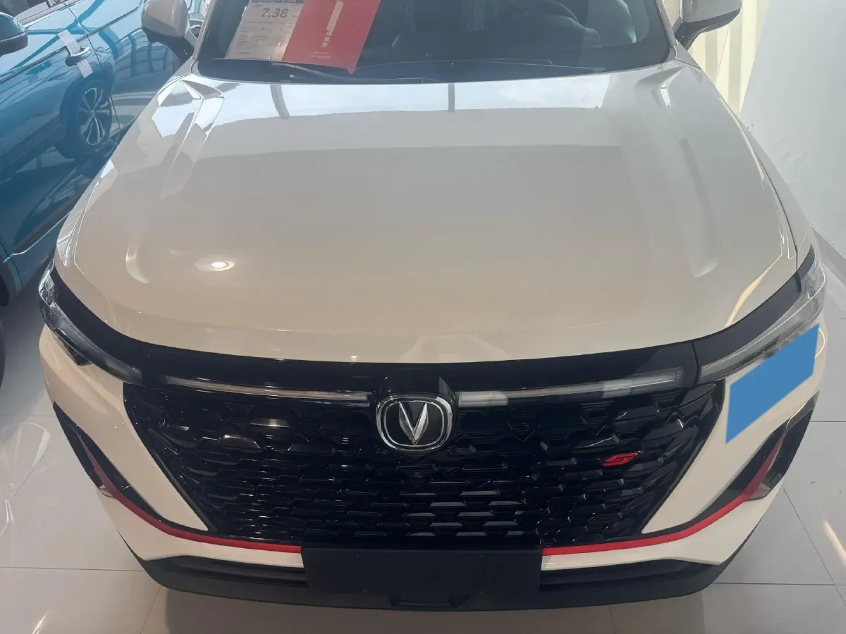 2022 ChangAn CS35 Plus 1.4T 160HP L4 7DCT,autocango,china used car exporter,china ev exporter,chinese used car exporter,chinese used ev exporter
