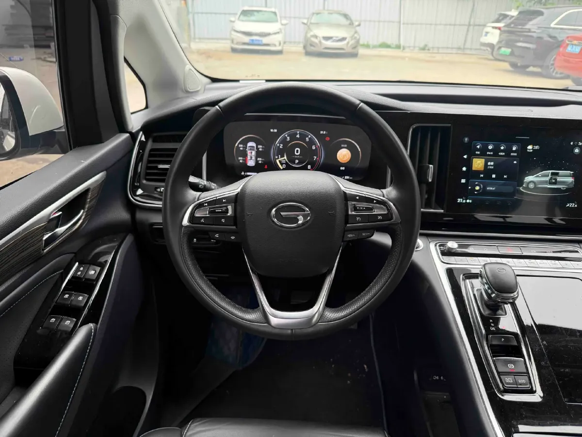 2021 GAC Trumpchi M8 2.0T 252HP L4 8AT,autocango,china used car exporter,china ev exporter,chinese used car exporter,chinese used ev exporter