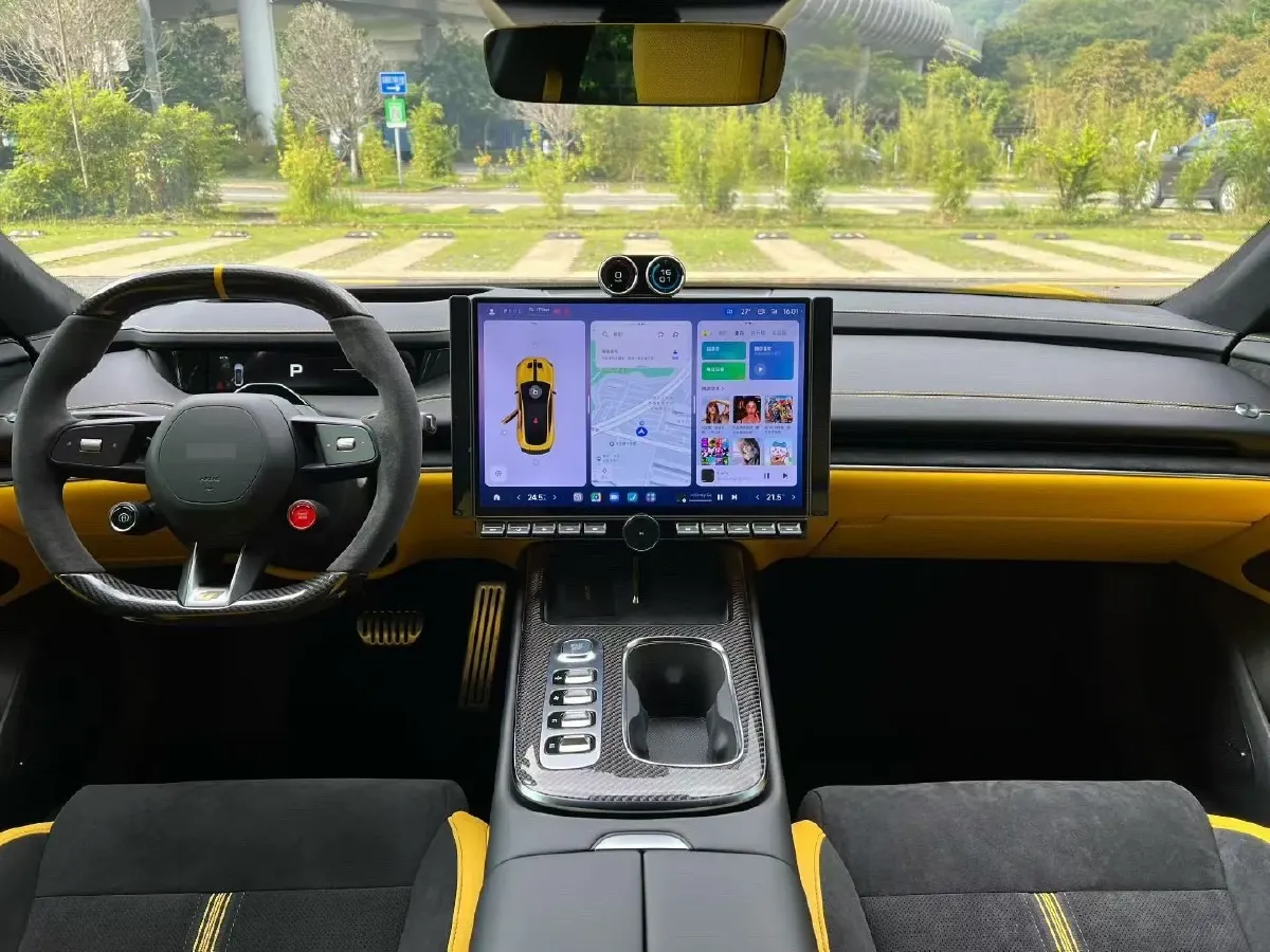 2025 MI SU7 Ultra BEV 93.7KWH,autocango,china used car exporter,china ev exporter,chinese used car exporter,chinese used ev exporter