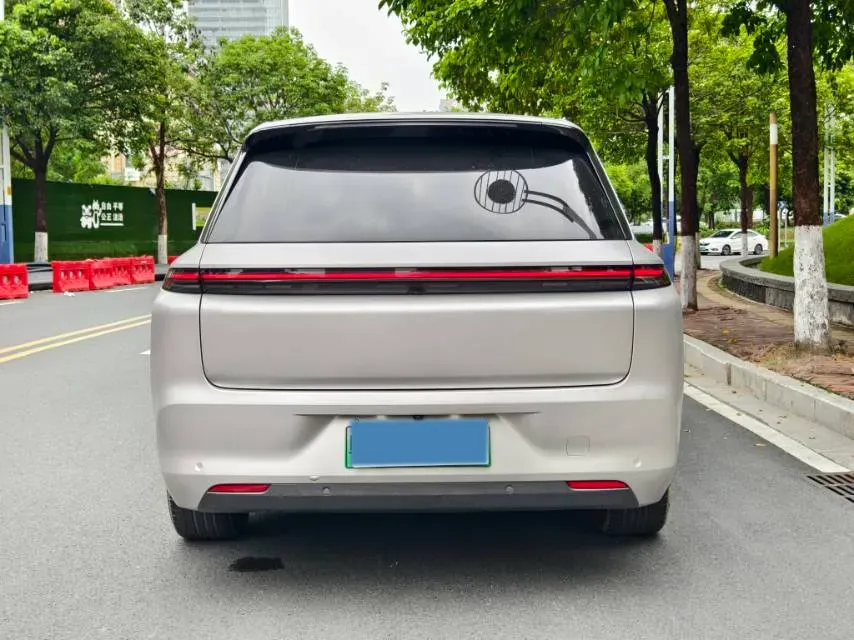 2023 Li L8 Range Extended 154HP REEV 40.9KWH,autocango,china used car exporter,china ev exporter,chinese used car exporter,chinese used ev exporter