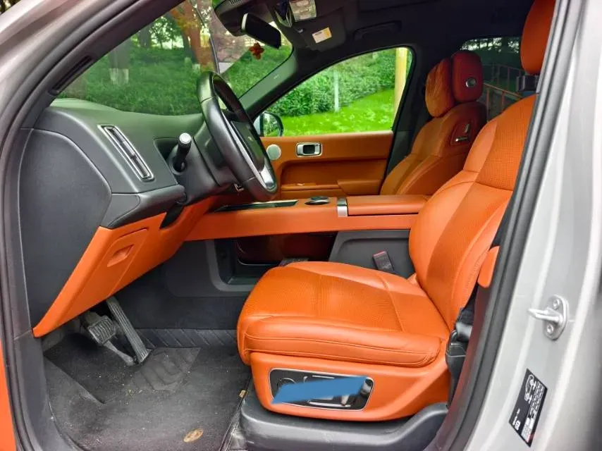 2023 Li L8 Range Extended 154HP REEV 40.9KWH,autocango,china used car exporter,china ev exporter,chinese used car exporter,chinese used ev exporter