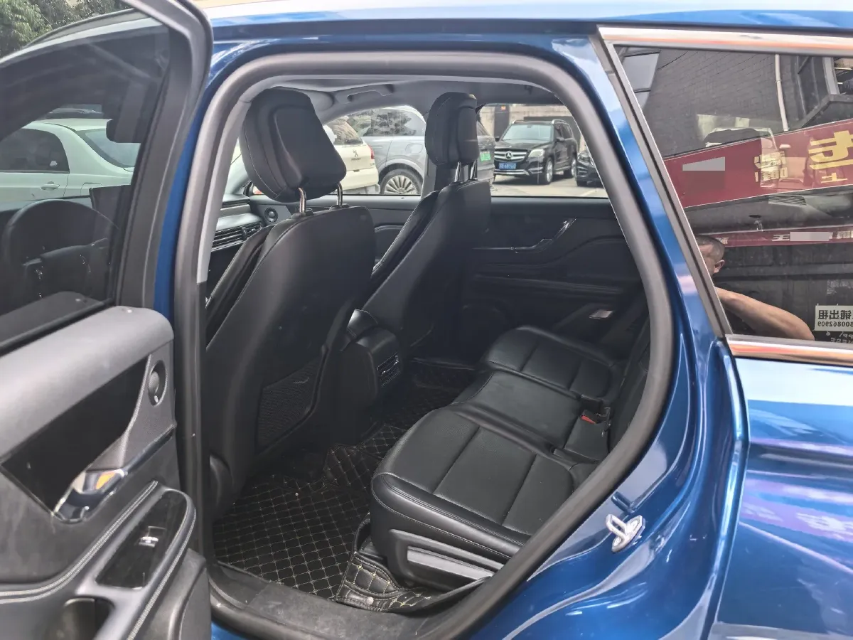 2022 Lincoln Corsair 2.0T 245HP L4 8AT,autocango,china used car exporter,china ev exporter,chinese used car exporter,chinese used ev exporter