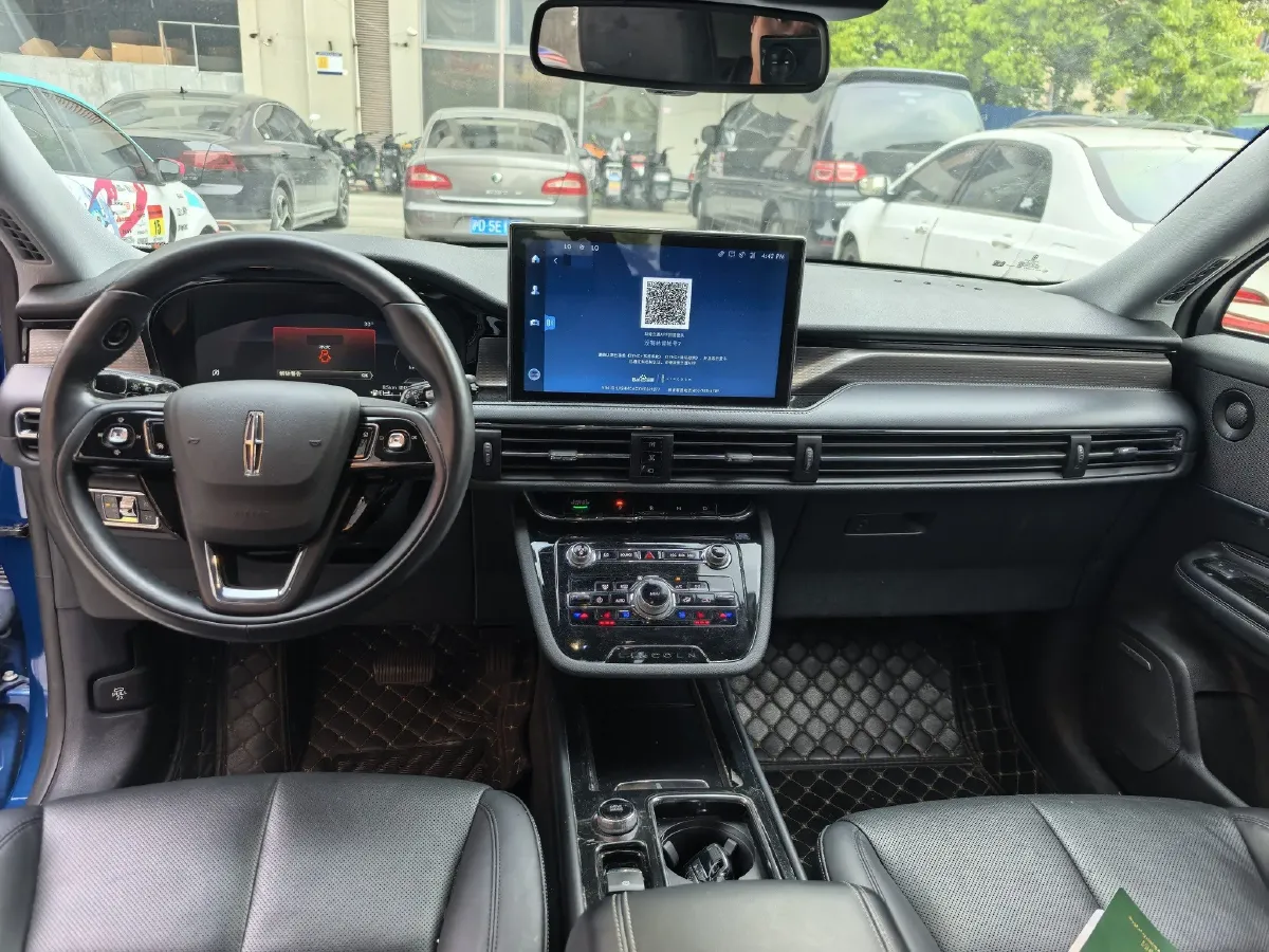 2022 Lincoln Corsair 2.0T 245HP L4 8AT,autocango,china used car exporter,china ev exporter,chinese used car exporter,chinese used ev exporter