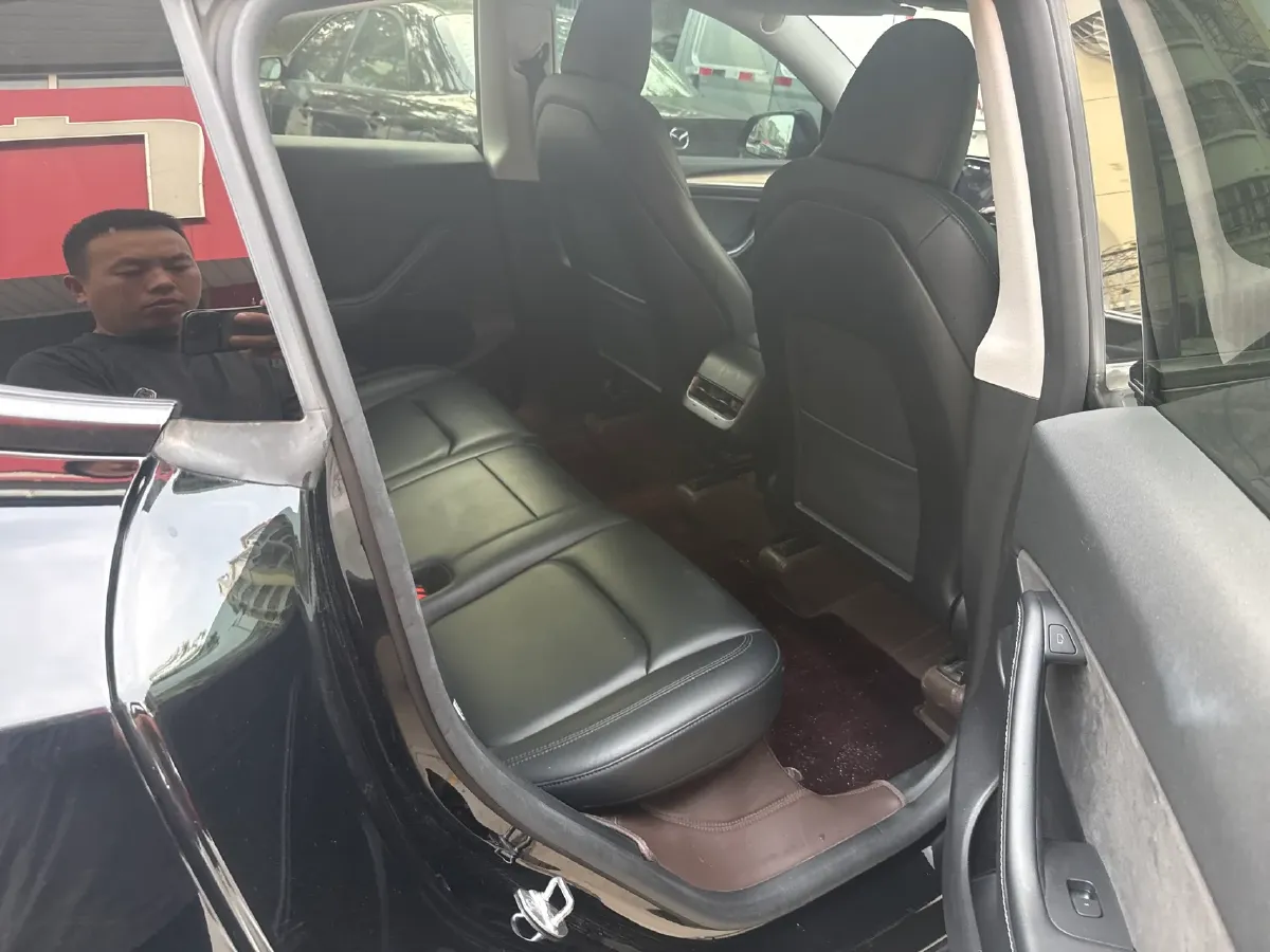 2022 Tesla Model Y BEV 60KWH,autocango,china used car exporter,china ev exporter,chinese used car exporter,chinese used ev exporter