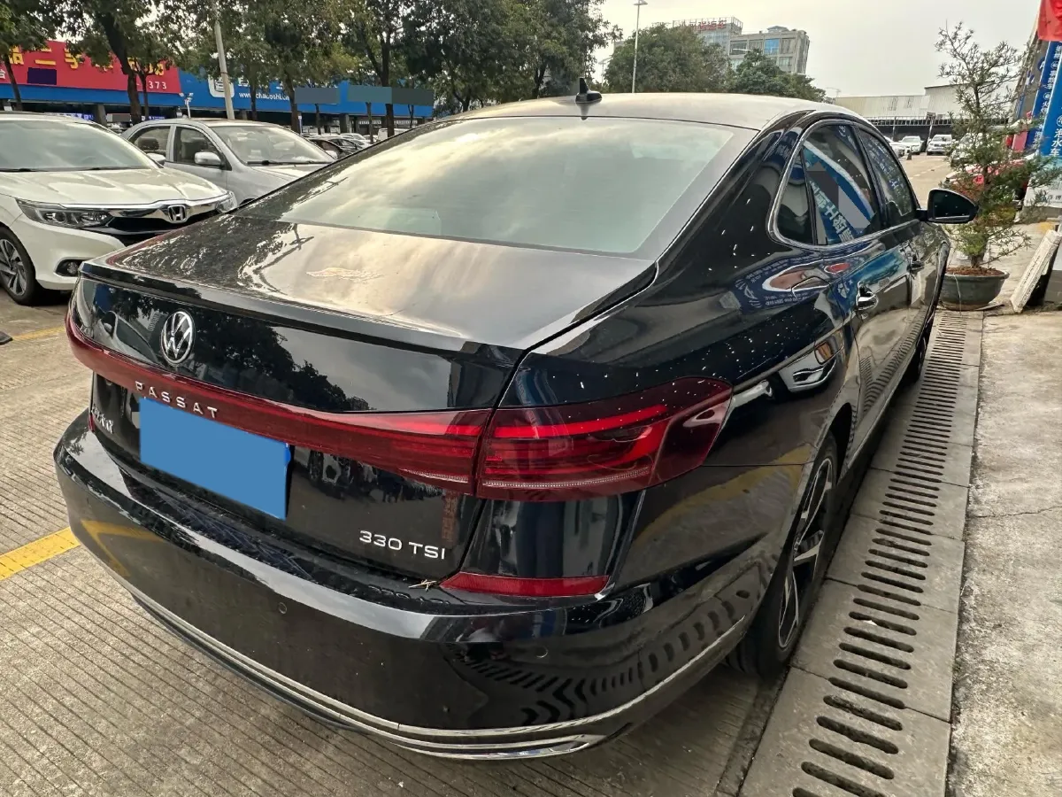 2023 Volkswagen Passat 2.0T 186HP L4 7DCT,autocango,china used car exporter,china ev exporter,chinese used car exporter,chinese used ev exporter