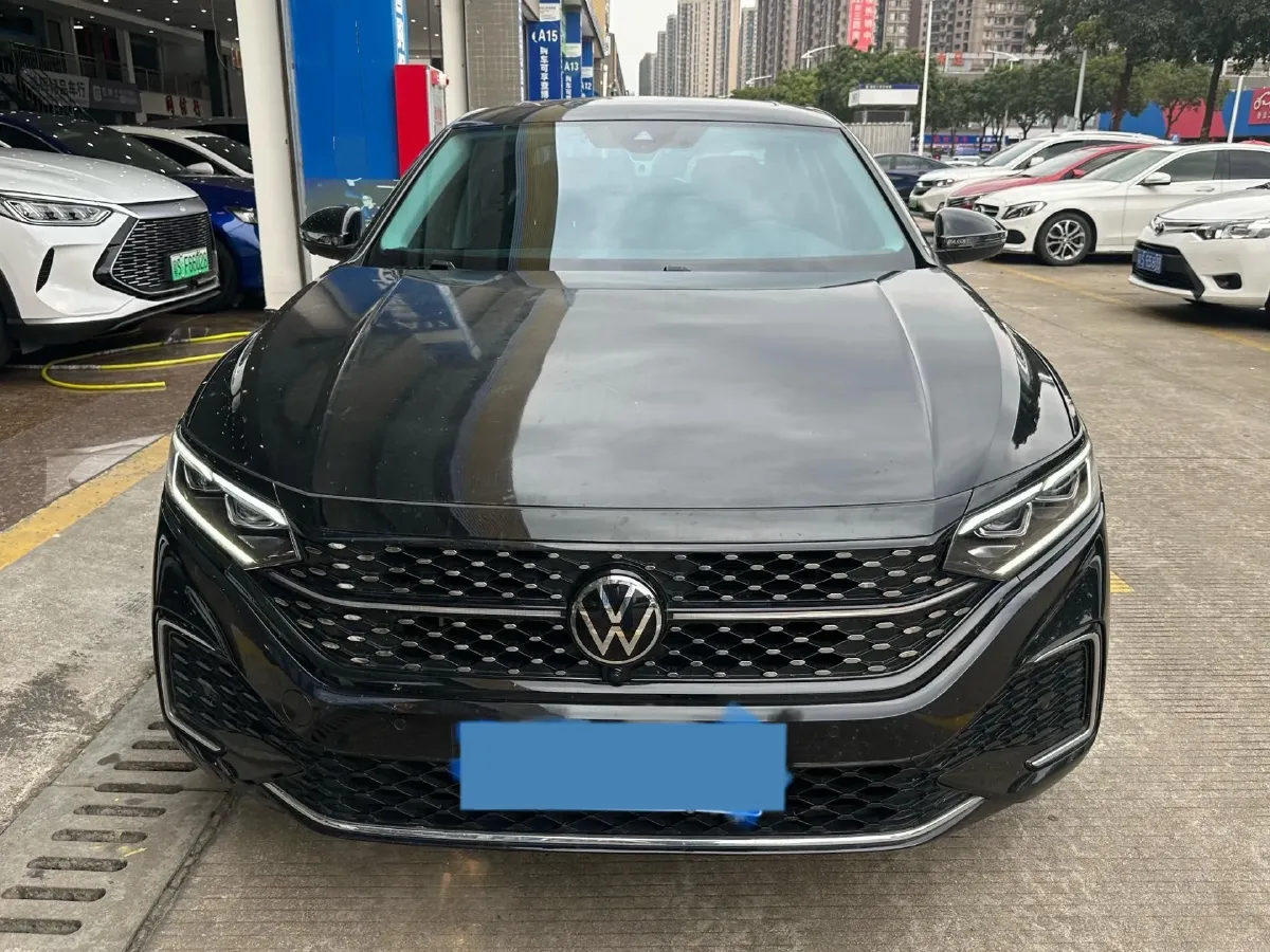 2023 Volkswagen Passat 2.0T 186HP L4 7DCT,autocango,china used car exporter,china ev exporter,chinese used car exporter,chinese used ev exporter