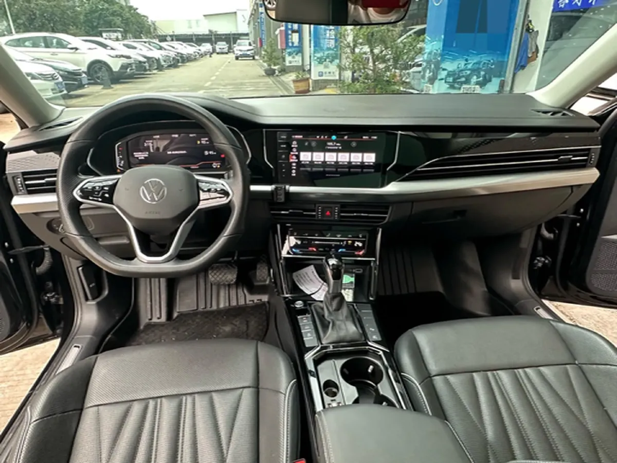 2023 Volkswagen Passat 2.0T 186HP L4 7DCT,autocango,china used car exporter,china ev exporter,chinese used car exporter,chinese used ev exporter