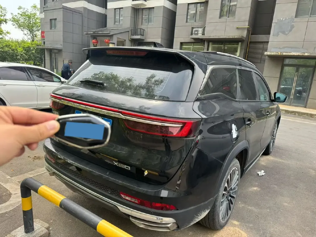 2022 Jetour X90 2.0T 254HP L4 7DCT,autocango,china used car exporter,china ev exporter,chinese used car exporter,chinese used ev exporter