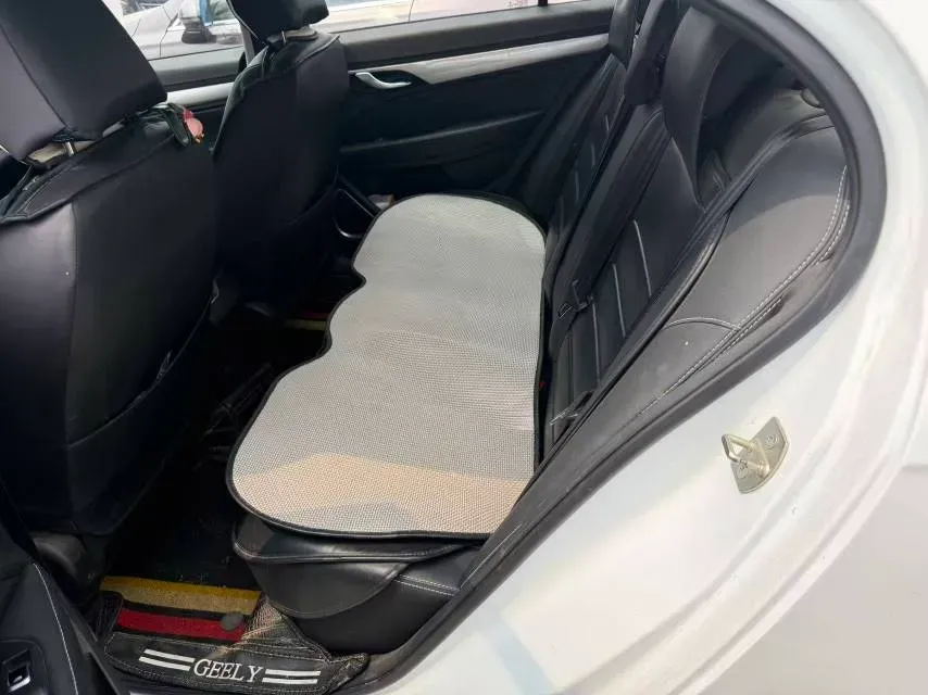 2020 Geely Emgrand 1.5L 109HP L4 5MT,autocango,china used car exporter,china ev exporter,chinese used car exporter,chinese used ev exporter