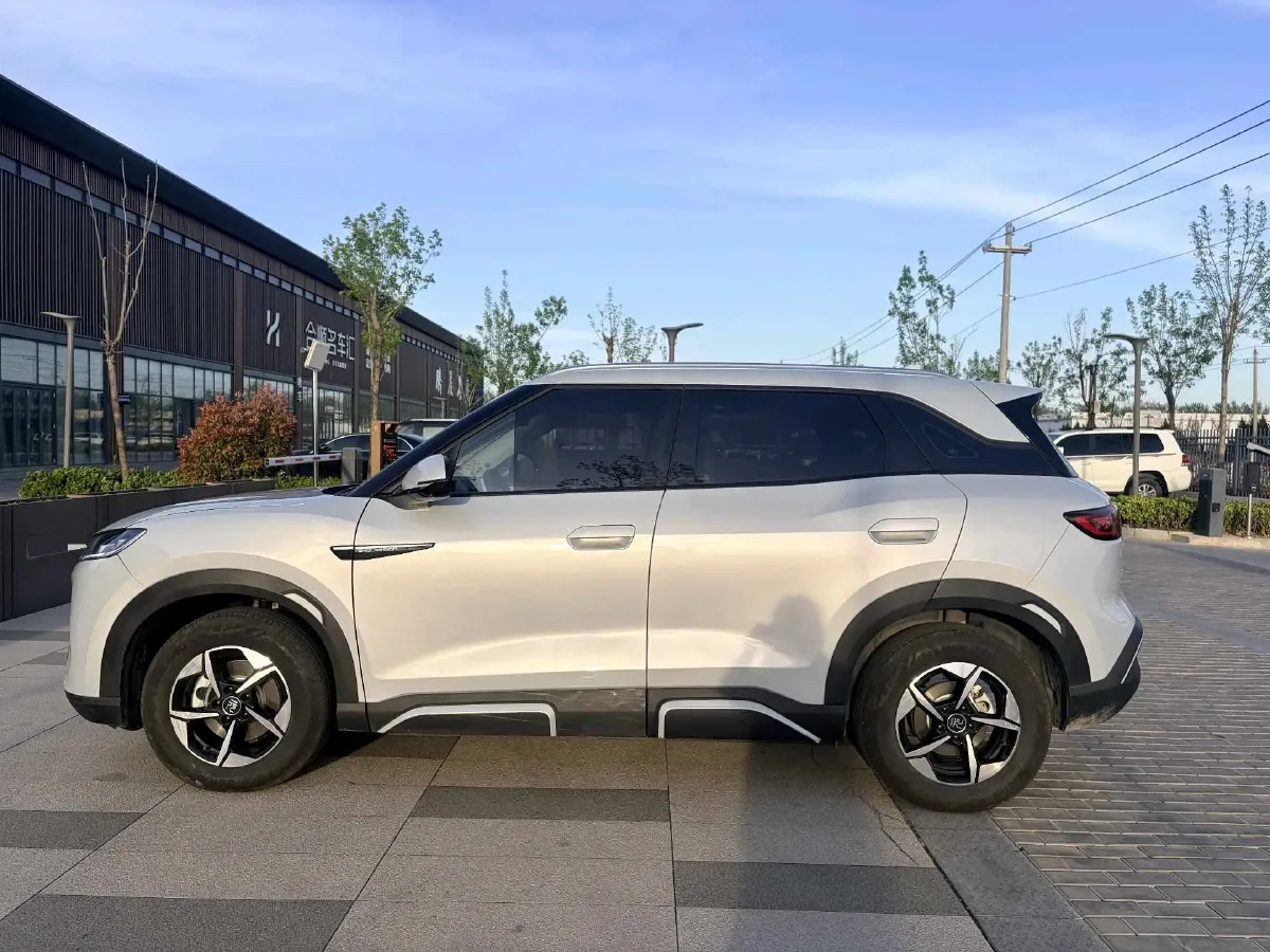 2024 BYD YuanUP BEV 45.12KWH,autocango,china used car exporter,china ev exporter,chinese used car exporter,chinese used ev exporter