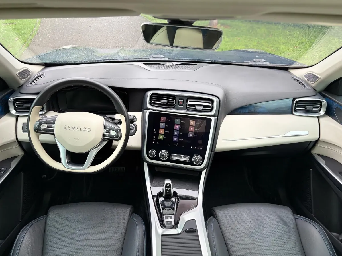 2019 Kia KX5 1.6T 177HP L4 7DCT,autocango,china used car exporter,china ev exporter,chinese used car exporter,chinese used ev exporter