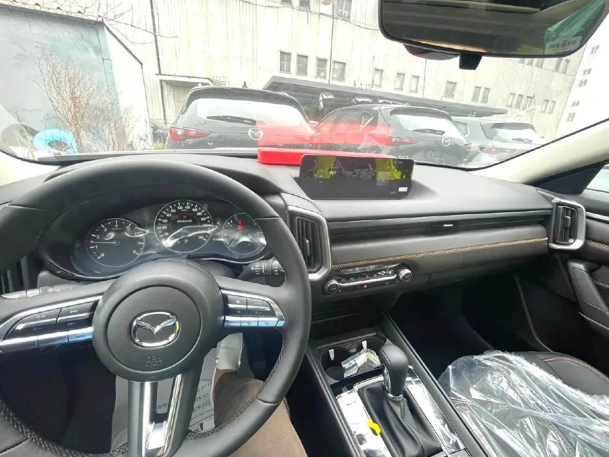 2023 Mazda CX-50 2.0L 155HP L4 6AT,autocango,china used car exporter,china ev exporter,chinese used car exporter,chinese used ev exporter