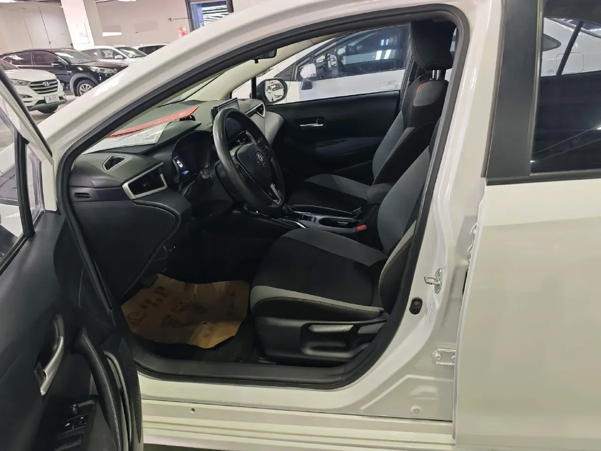 2022 Toyota Corolla 1.2T 116HP L4 CVT,autocango,china used car exporter,china ev exporter,chinese used car exporter,chinese used ev exporter