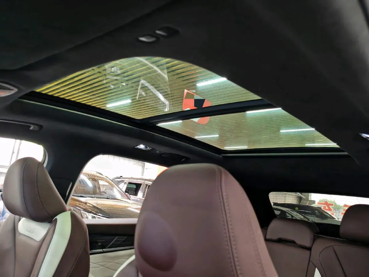 2021 Geely Monjaro 2.0T 218HP L4 7DCT,autocango,china used car exporter,china ev exporter,chinese used car exporter,chinese used ev exporter