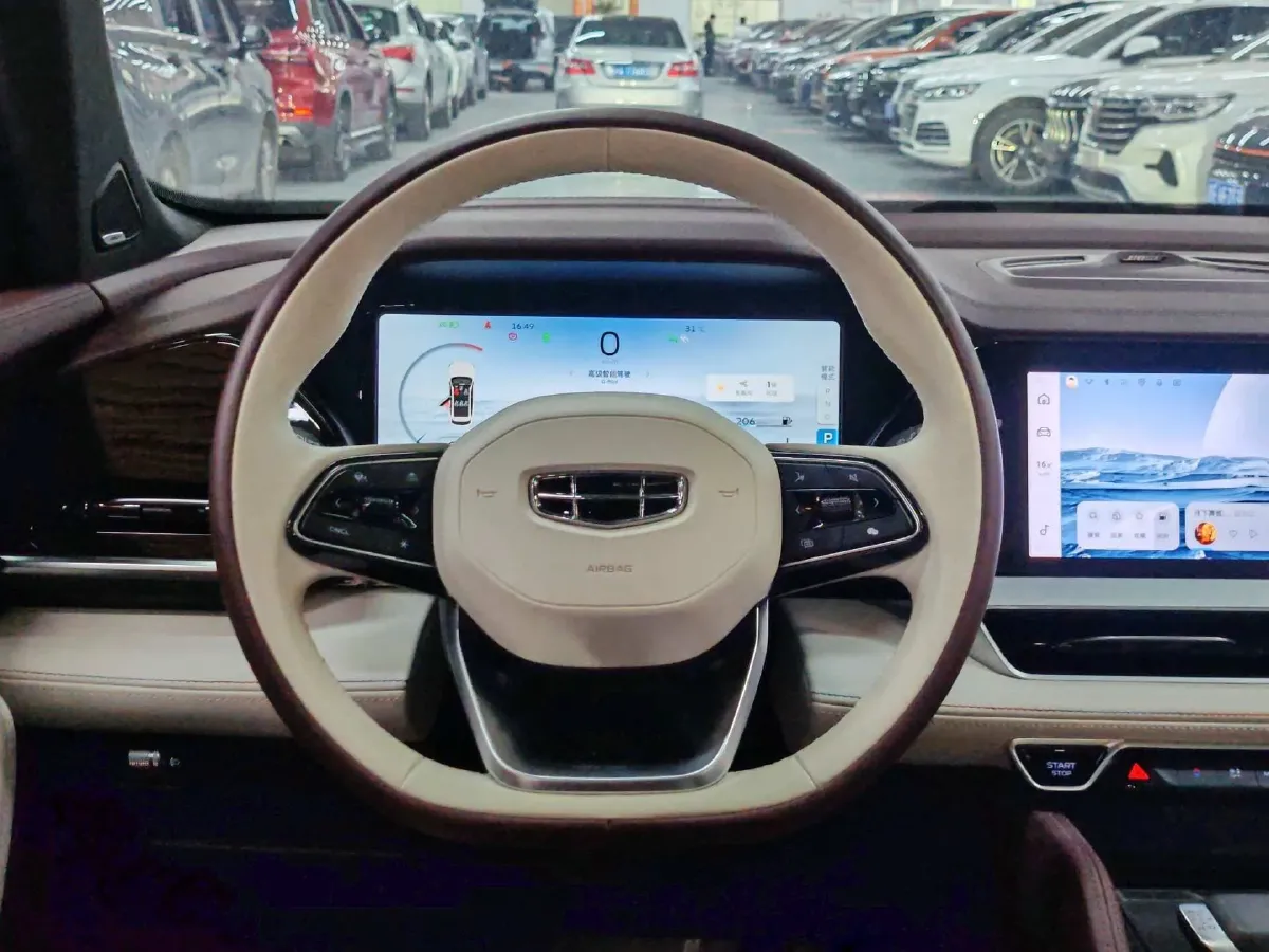 2021 Geely Monjaro 2.0T 218HP L4 7DCT,autocango,china used car exporter,china ev exporter,chinese used car exporter,chinese used ev exporter