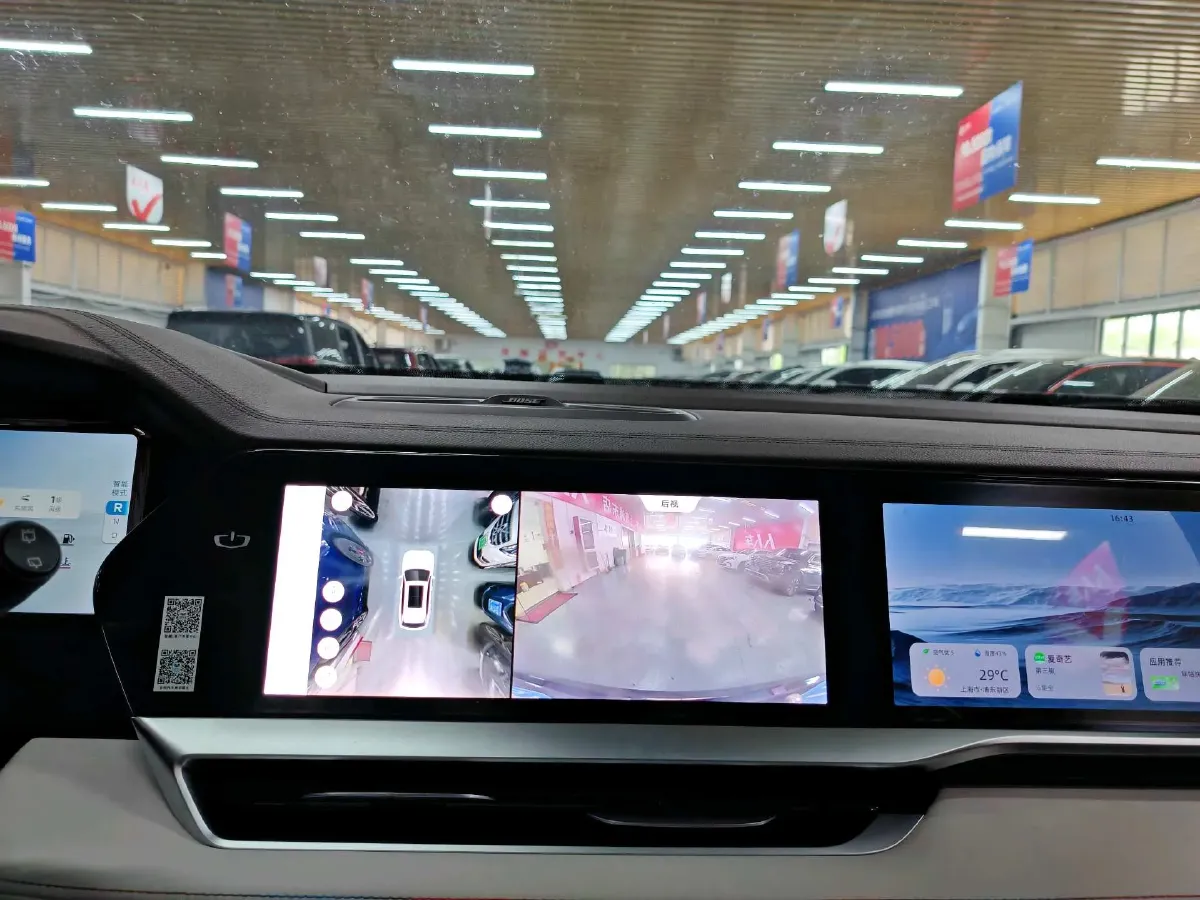 2021 Geely Monjaro 2.0T 218HP L4 7DCT,autocango,china used car exporter,china ev exporter,chinese used car exporter,chinese used ev exporter