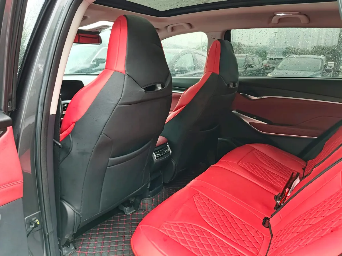 2022 ChangAn CS75 Plus 2.0T 233HP L4 8AT,autocango,china used car exporter,china ev exporter,chinese used car exporter,chinese used ev exporter