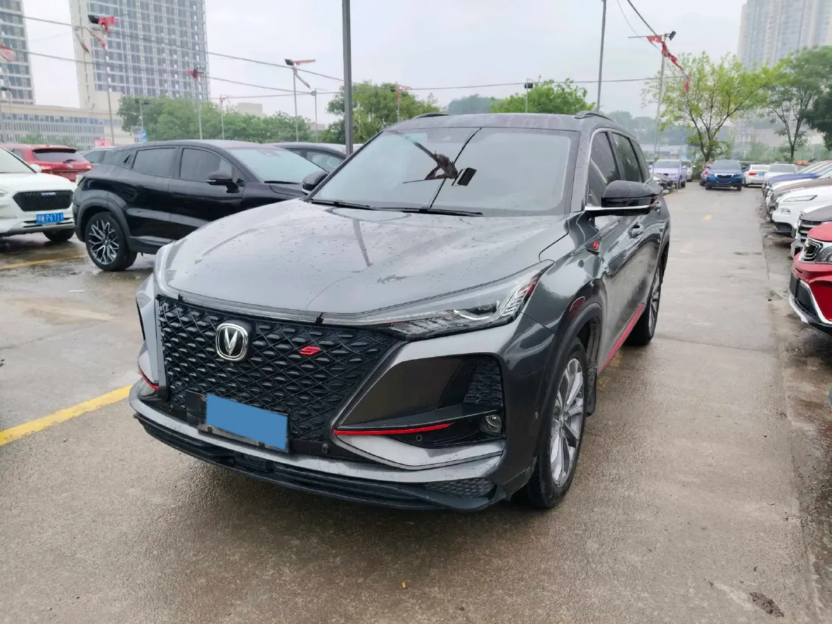 2022 ChangAn CS75 Plus 2.0T 233HP L4 8AT,autocango,china used car exporter,china ev exporter,chinese used car exporter,chinese used ev exporter