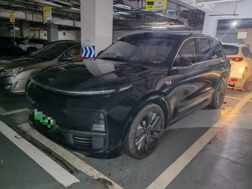 2024 Volvo S60 2.0T 197HP L4 7DCT,autocango,china used car exporter,china ev exporter,chinese used car exporter,chinese used ev exporter