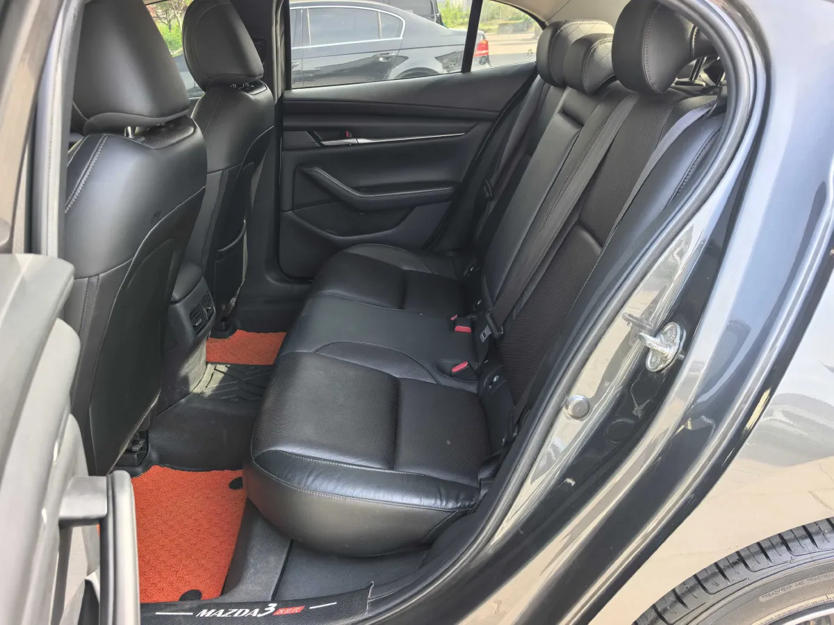 2020 Mazda 3 Axela 1.5L 117HP L4 6AT,autocango,china used car exporter,china ev exporter,chinese used car exporter,chinese used ev exporter