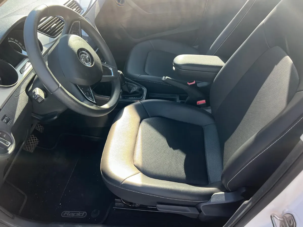 2019 Skoda Rapid Spaceback 1.5L 110HP L4 6AT,autocango,china used car exporter,china ev exporter,chinese used car exporter,chinese used ev exporter