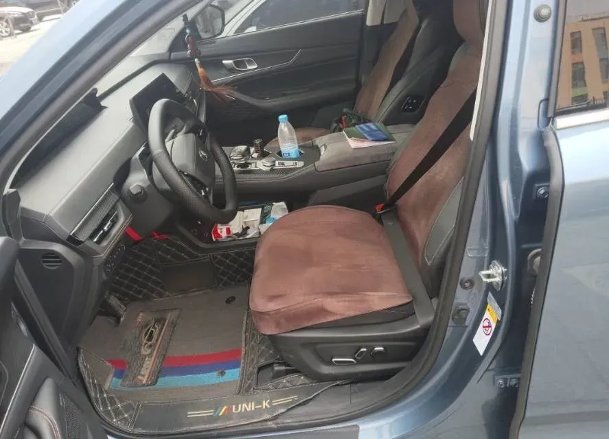 2022 Bestune T99 2.0T 224HP L4 6AT,autocango,china used car exporter,china ev exporter,chinese used car exporter,chinese used ev exporter