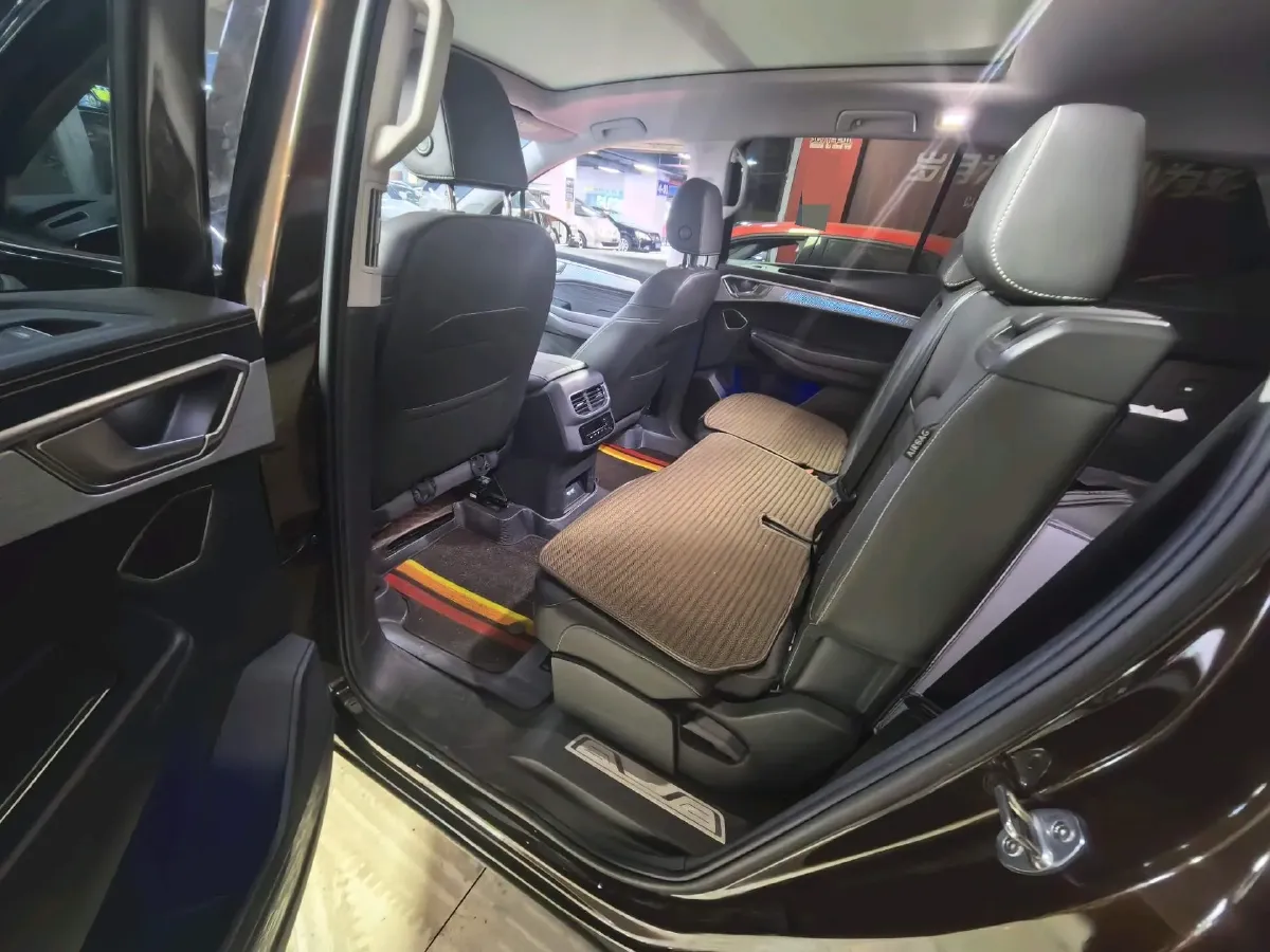 2021 Volkswagen Talagon 2.0T 220HP L4 7DCT,autocango,china used car exporter,china ev exporter,chinese used car exporter,chinese used ev exporter