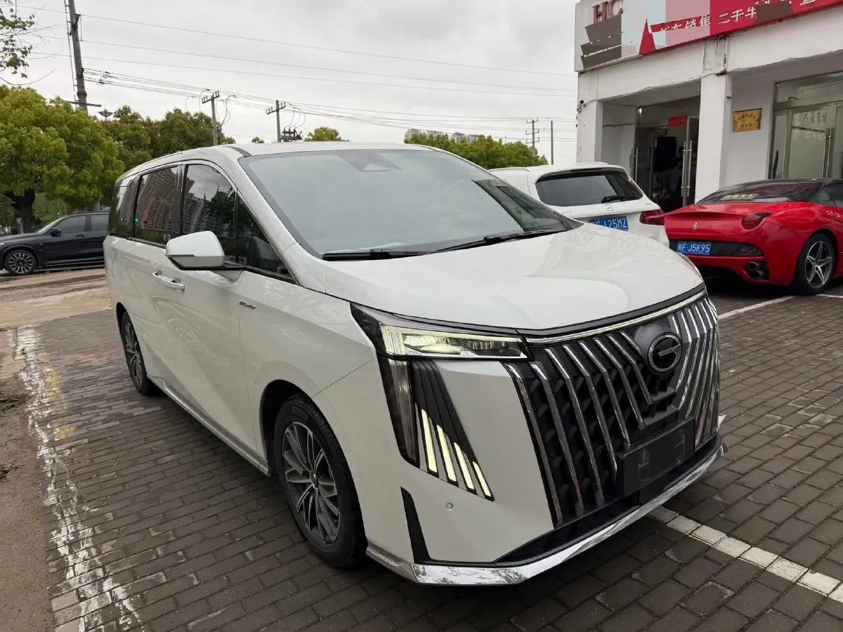 2024 GAC Trumpchi M8 2.0T 252HP L4 8AT,autocango,china used car exporter,china ev exporter,chinese used car exporter,chinese used ev exporter