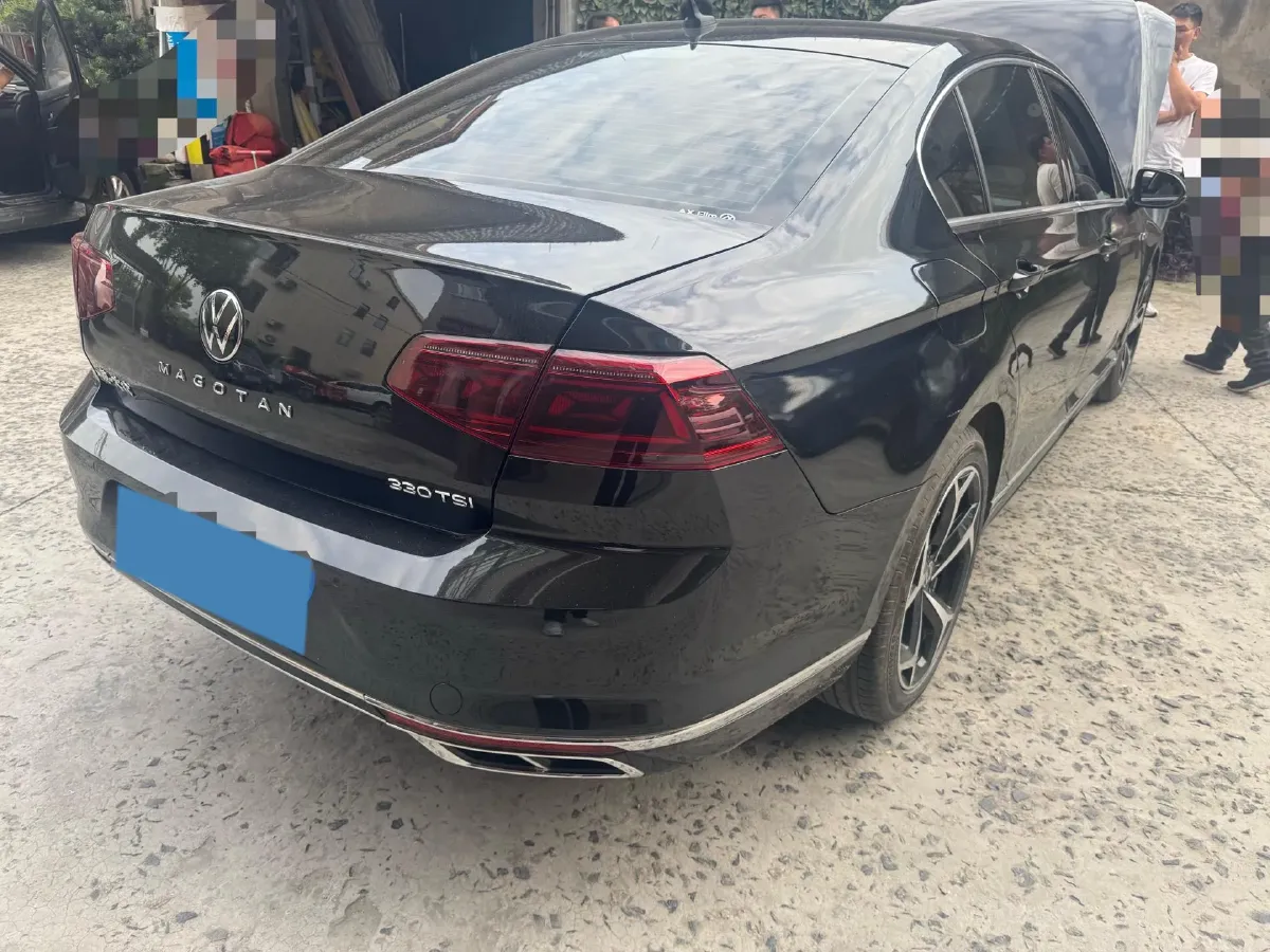 2023 Volkswagen Magotan 2.0T 186HP L4 7DCT,autocango,china used car exporter,china ev exporter,chinese used car exporter,chinese used ev exporter