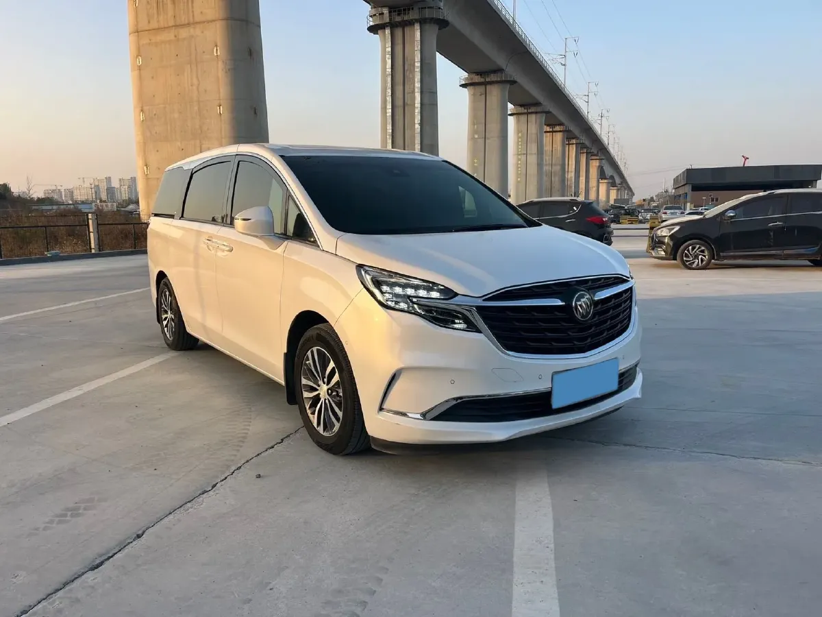 2021 Buick GL8 2.0T 237HP L4 9AT,autocango,china used car exporter,china ev exporter,chinese used car exporter,chinese used ev exporter