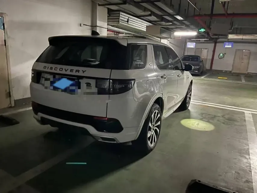 2020 Land Rover Discovery Sport 2.0T 249HP L4 9AT,autocango,china used car exporter,china ev exporter,chinese used car exporter,chinese used ev exporter