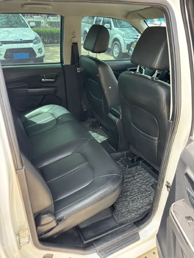 2017 Great Wall Wingle 5 2.0T 129HP L4 6MT,autocango,china used car exporter,china ev exporter,chinese used car exporter,chinese used ev exporter