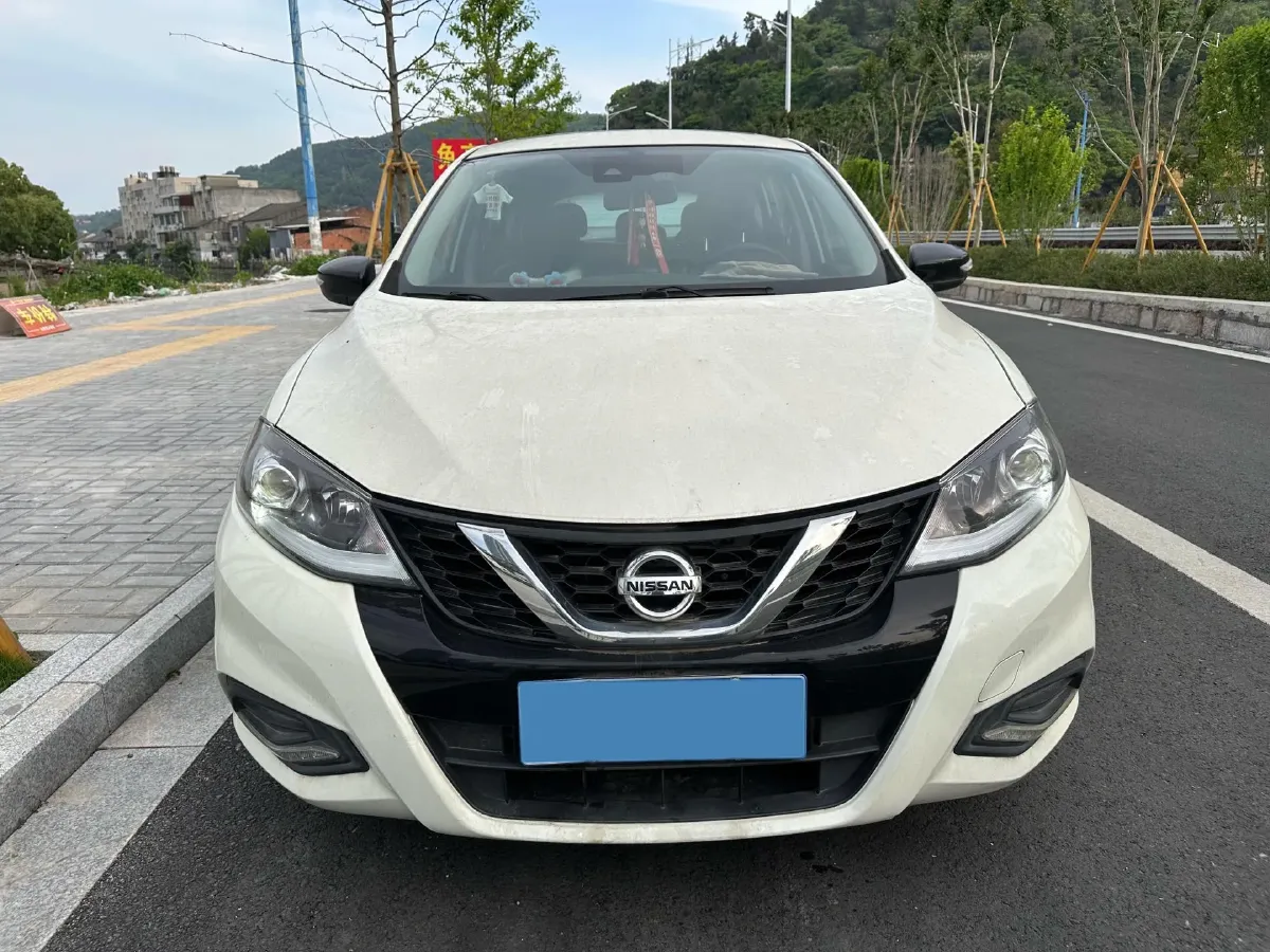 2021 Nissan Tiida 1.6L 122HP L4 CVT,autocango,china used car exporter,china ev exporter,chinese used car exporter,chinese used ev exporter