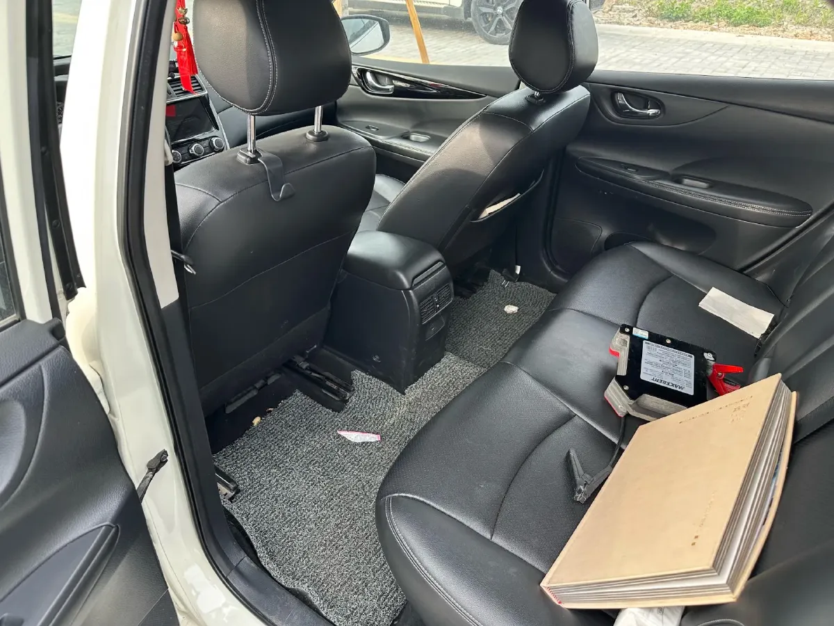 2021 Nissan Tiida 1.6L 122HP L4 CVT,autocango,china used car exporter,china ev exporter,chinese used car exporter,chinese used ev exporter