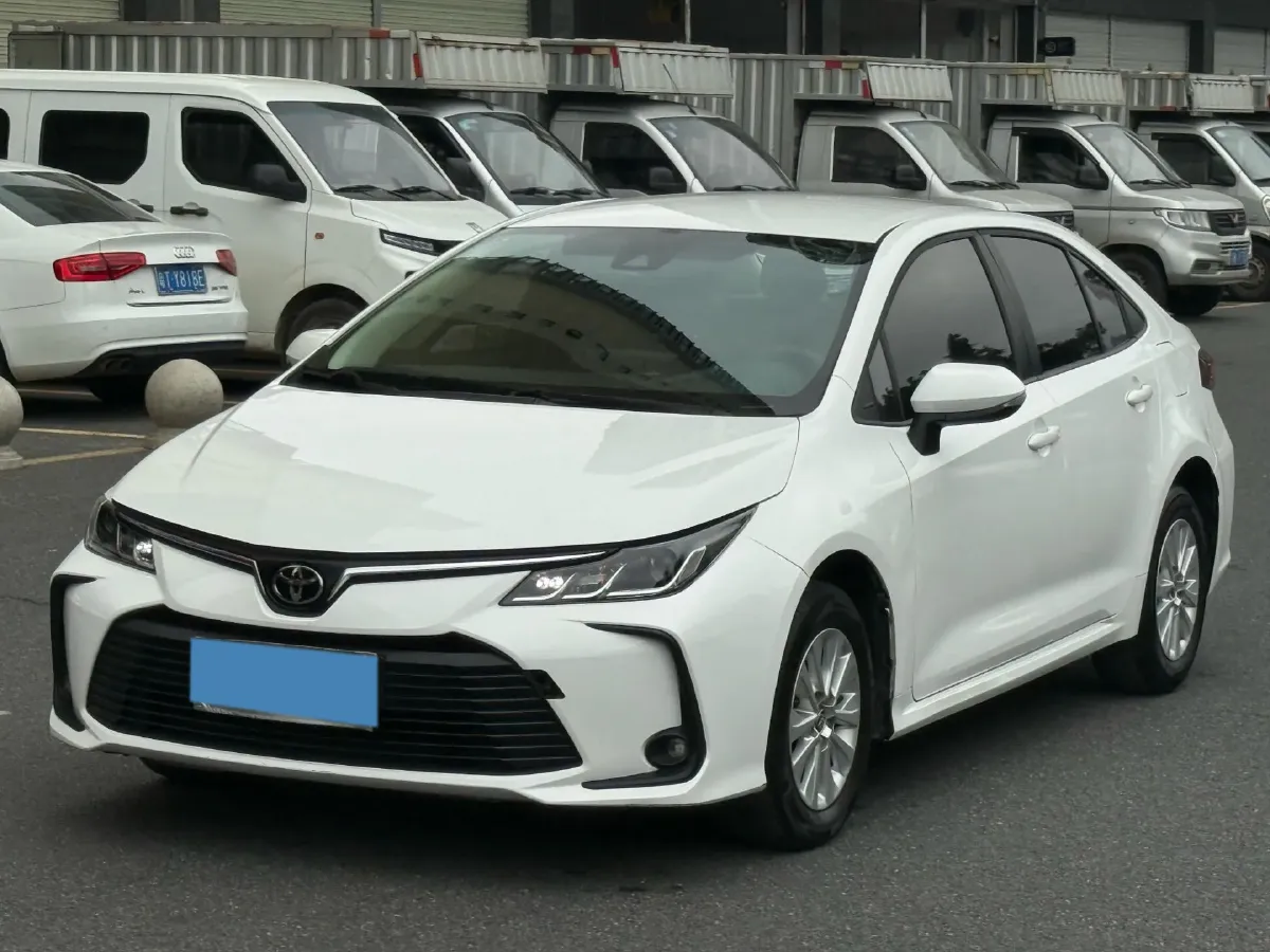 2022 Toyota Corolla 1.2T 116HP L4 CVT,autocango,china used car exporter,china ev exporter,chinese used car exporter,chinese used ev exporter