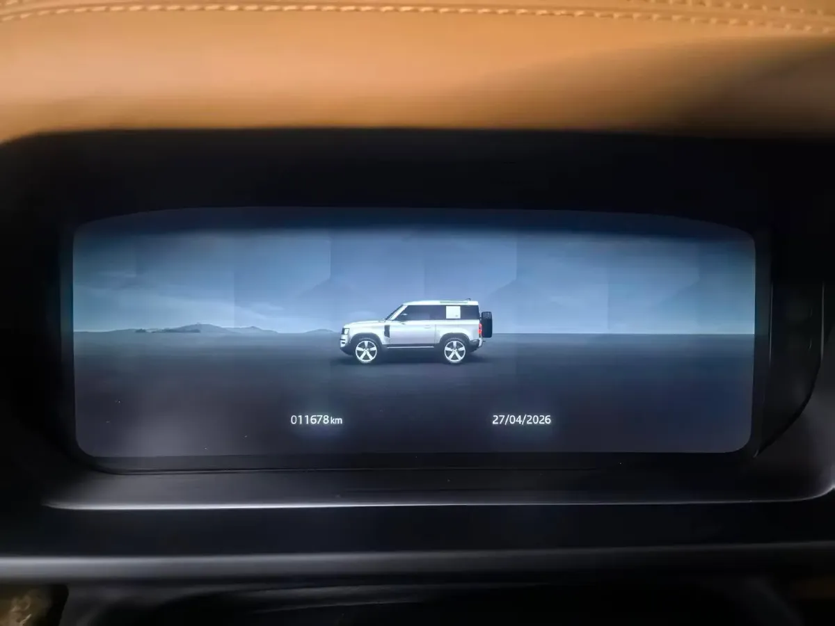 2025 Land Rover Defender 2.0T 300HP L4 8AT,autocango,china used car exporter,china ev exporter,chinese used car exporter,chinese used ev exporter